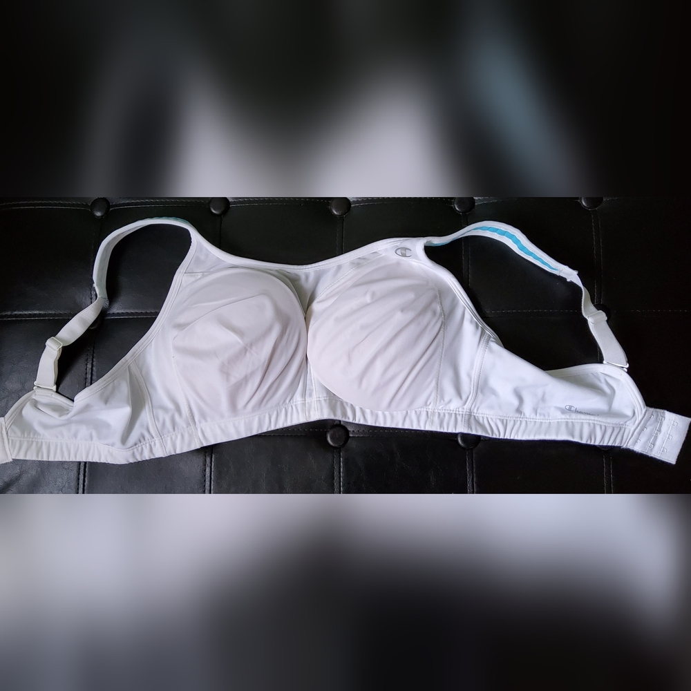 Champion White Bra Size 40DDD